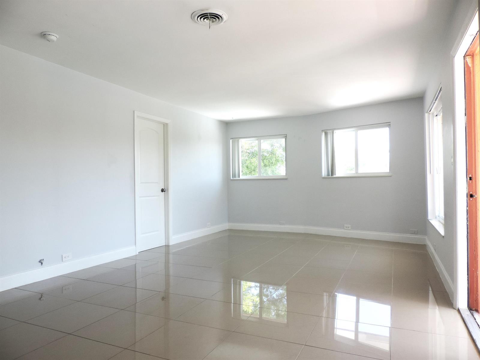 915 SE 22nd Avenue, Pompano Beach FL 33062 photo 5