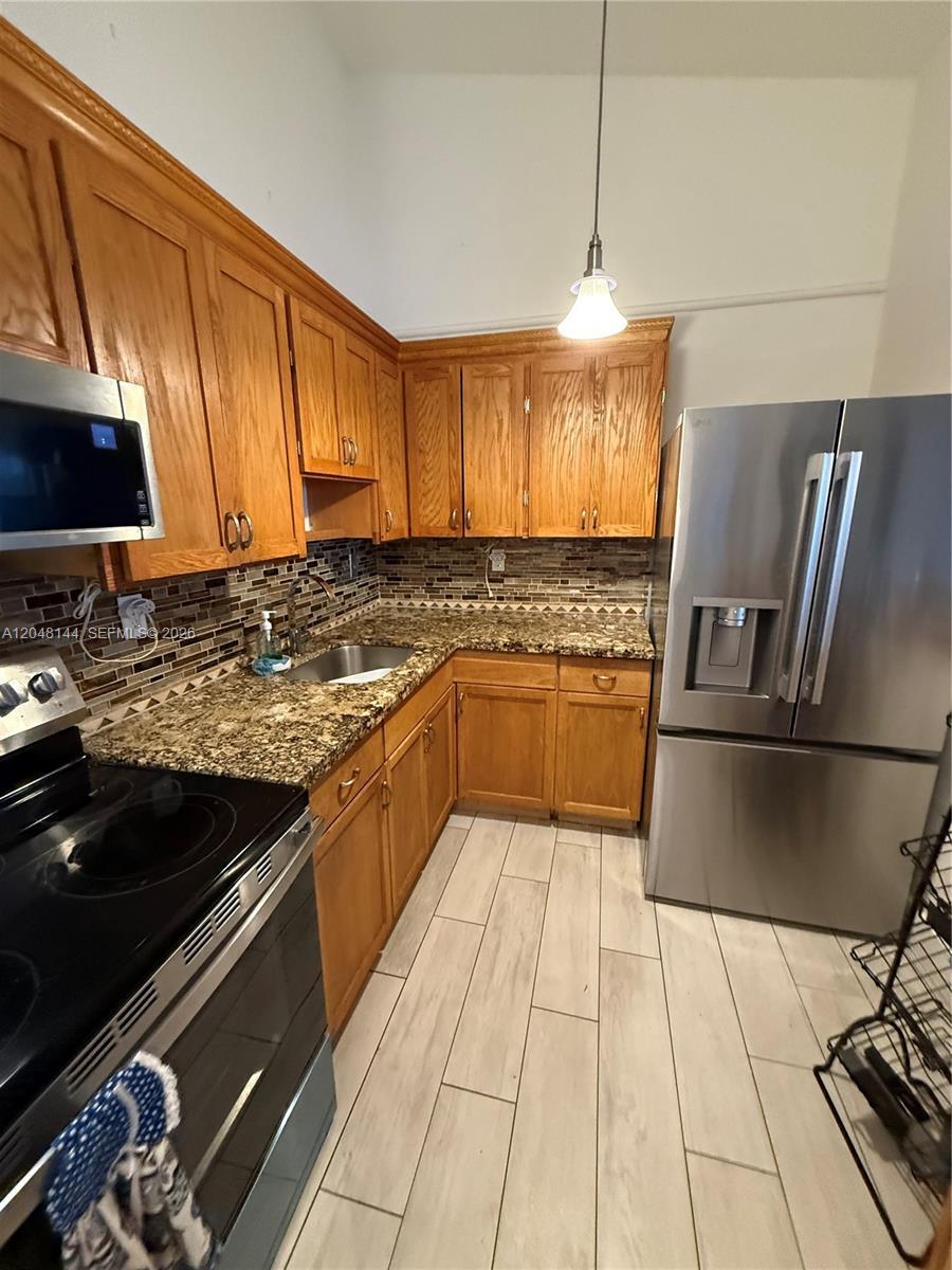 468 NE 206th Ln # 203, Miami FL 33179 photo 3