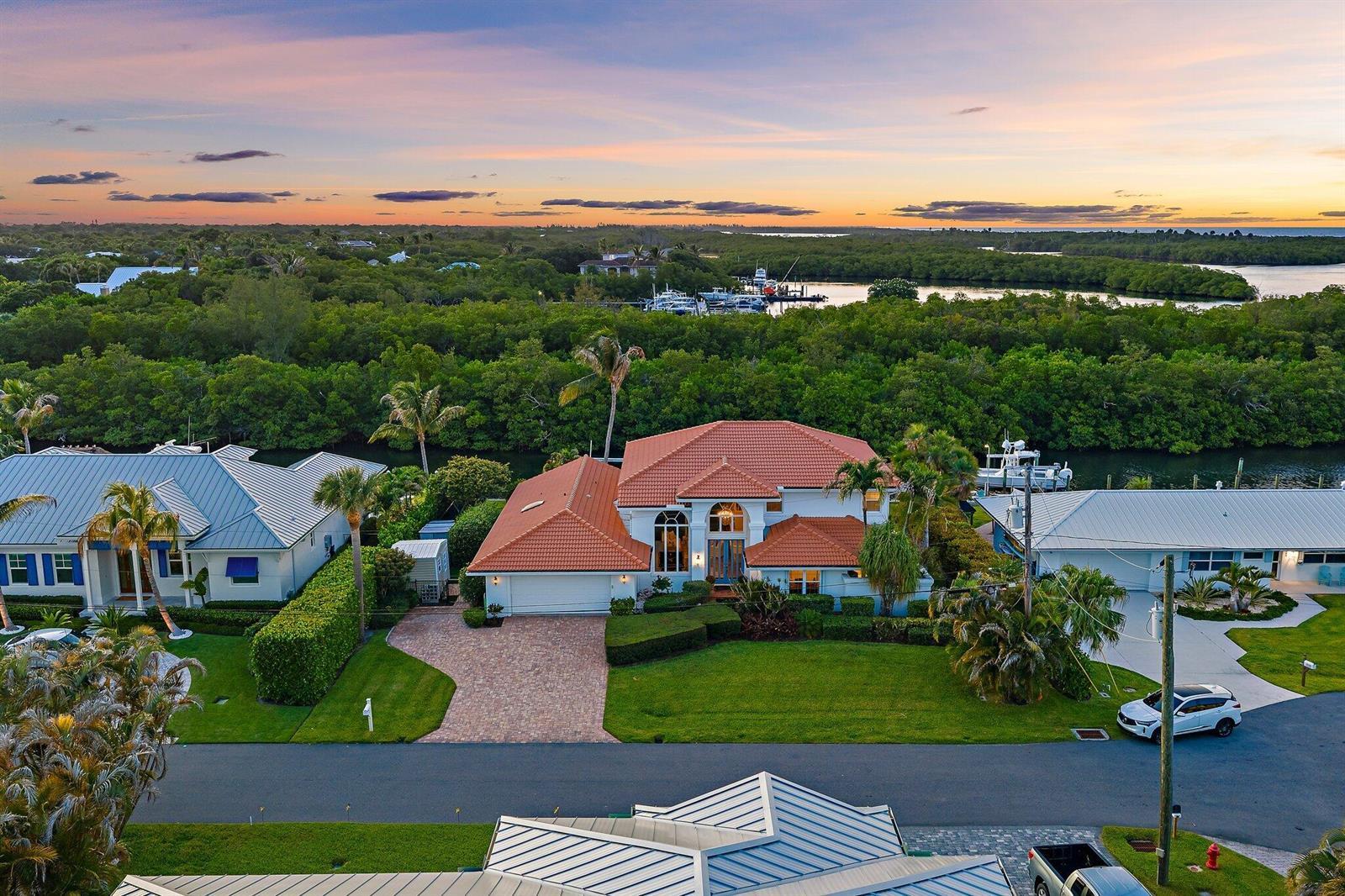 8565 SE Palm Street, Hobe Sound FL 33455 photo 2