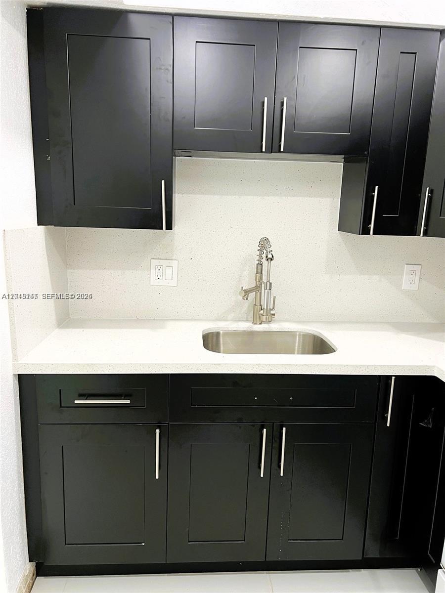 13987 NE 2nd Ave # 3, Miami FL 33161 photo 3