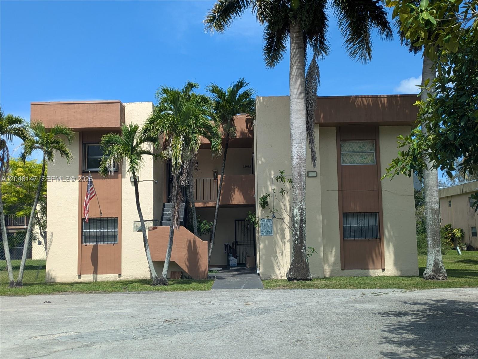 13987 NE 2nd Ave # 3, Miami FL 33161