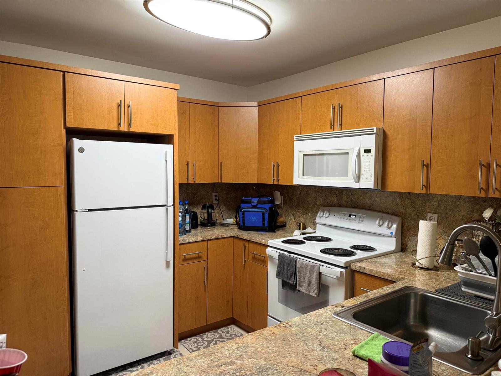 7610 NW 73rd Terrace, Tamarac FL 33321 photo 4