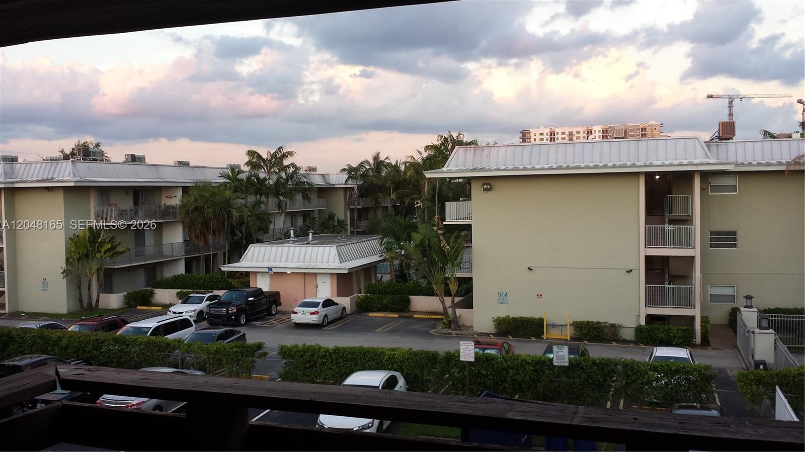 Miami, FL 33143 photo 5