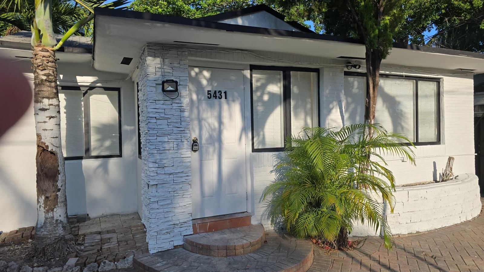 5431 NW 30th Avenue, Miami FL 33142 photo 3