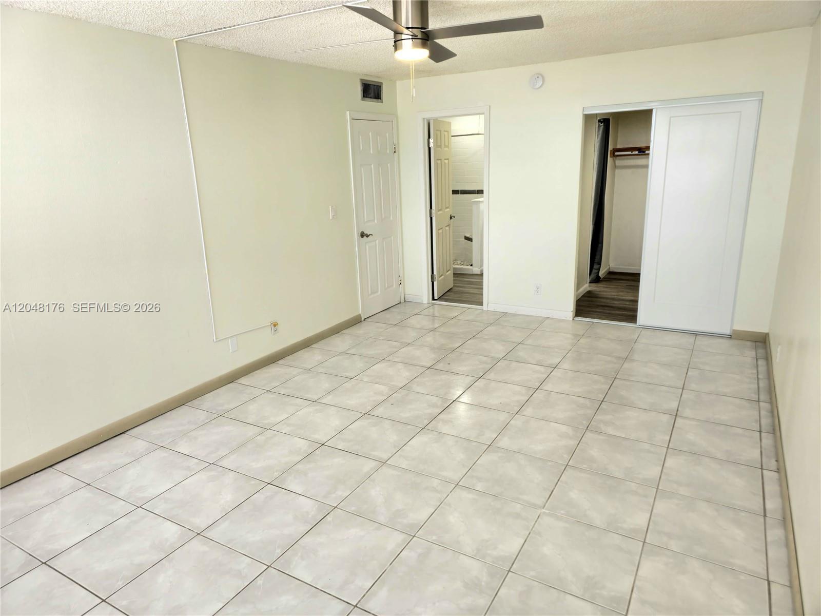 2025 NE 164th St # 710, North Miami Beach FL 33162 photo 3