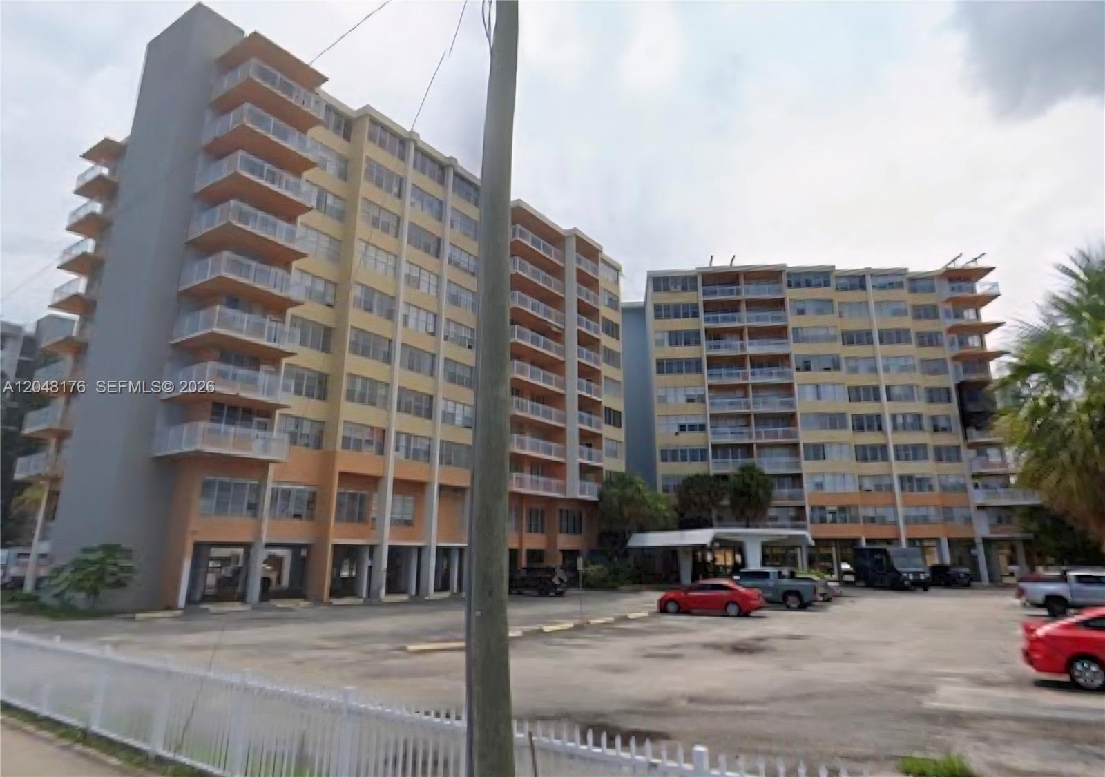 2025 NE 164th St # 710, North Miami Beach FL 33162