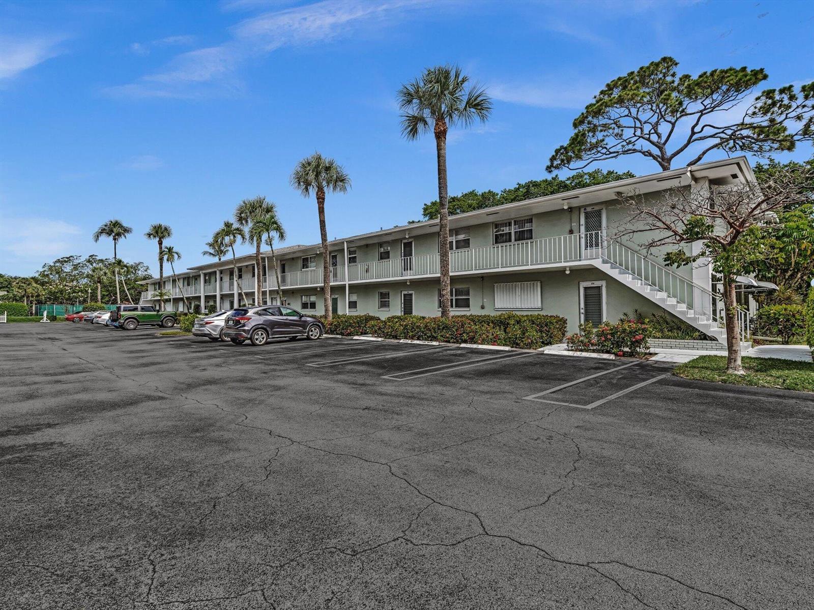 2420 SW 22nd Avenue # 602, Delray Beach FL 33445 photo 5