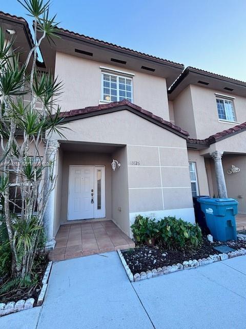 13726 SW 171st Ln, Miami FL 33177