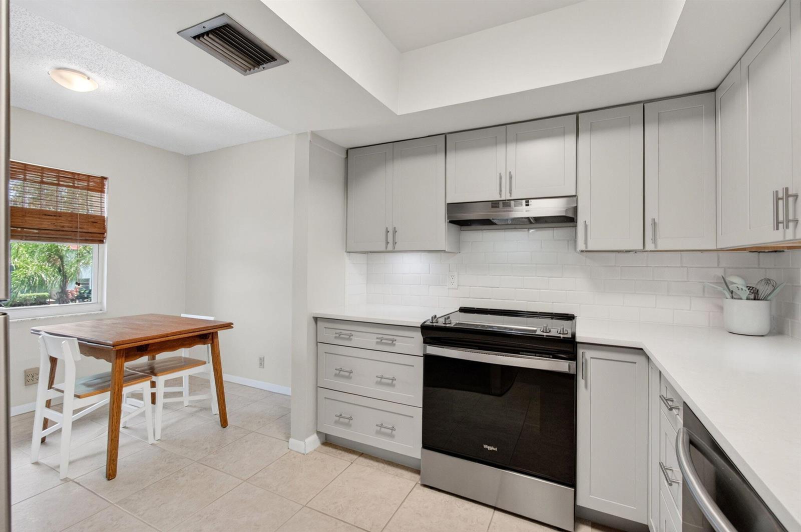 6600 S Oriole Boulevard, Delray Beach FL 33446 photo 4