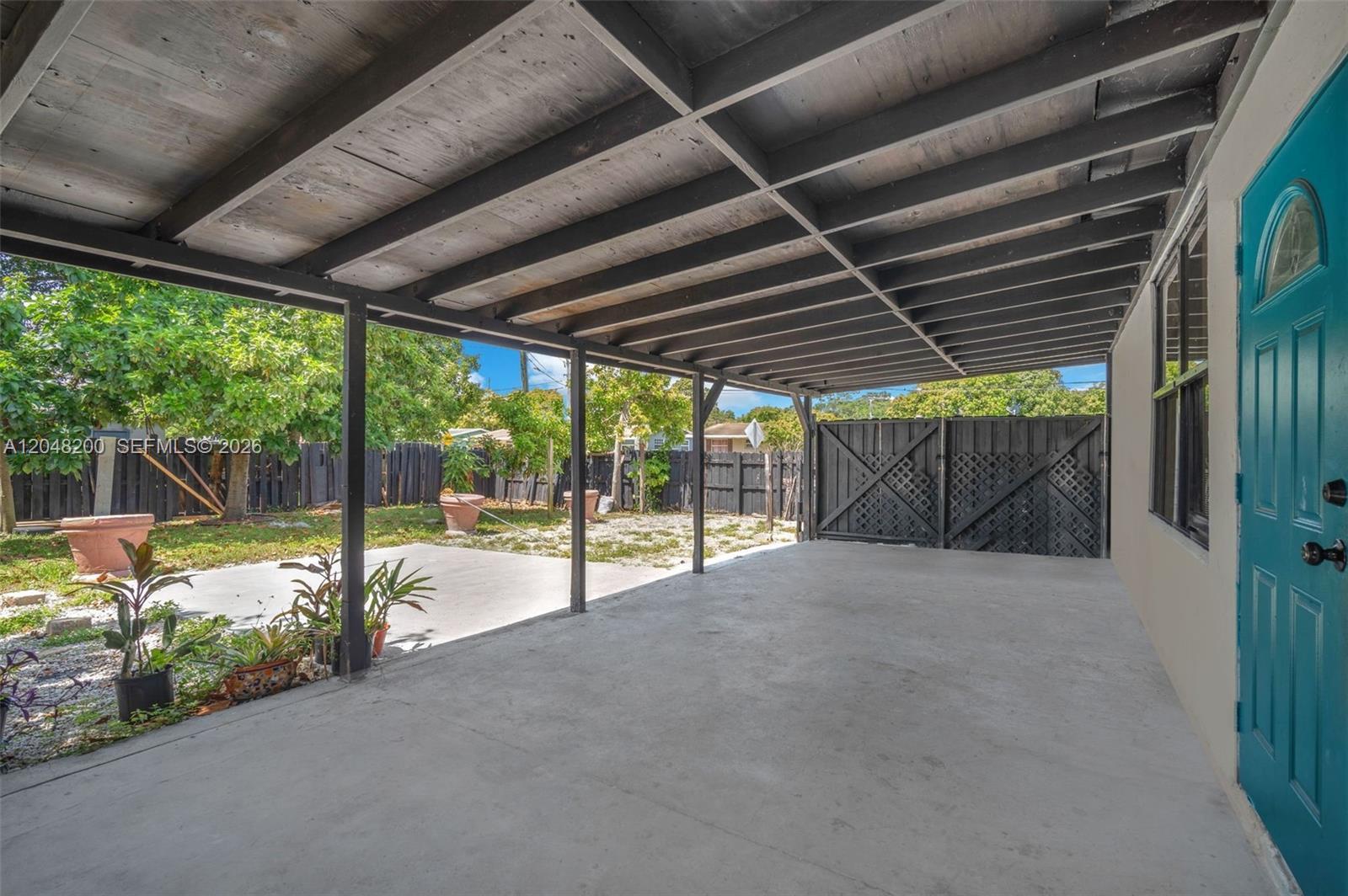 7022 SW 19th Ct, North Lauderdale FL 33068 photo 4