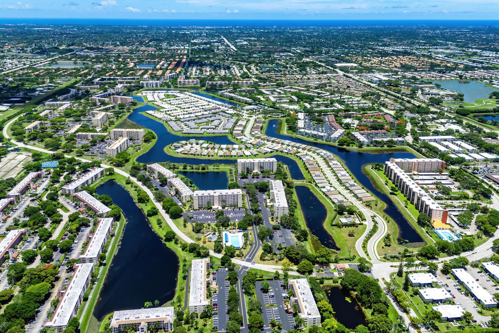 7290 Kinghurst Drive # 607, Delray Beach FL 33446 photo 4