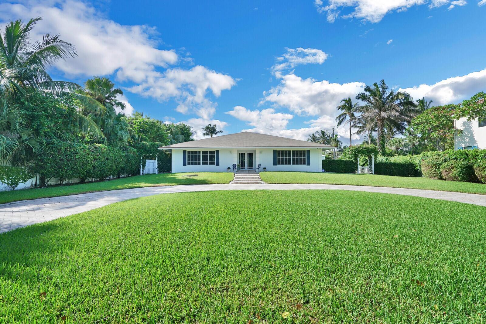17 E Ocean Avenue, Ocean Ridge FL 33435 photo 2