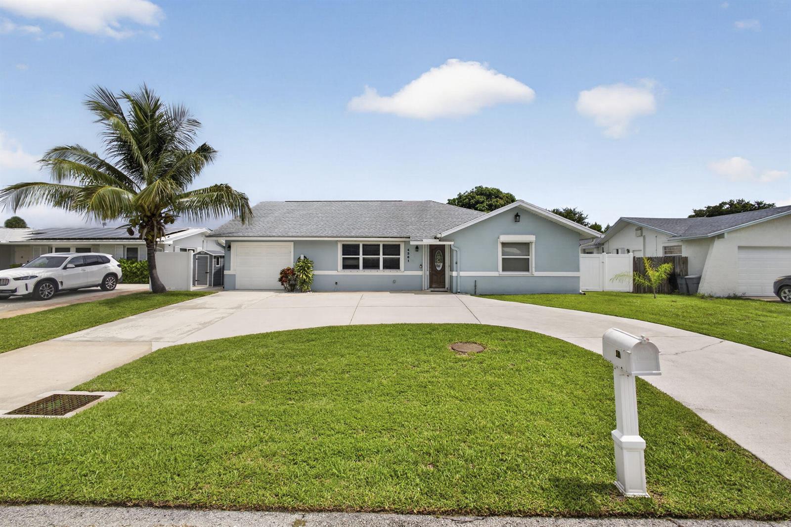 4361 Fushia Circle N, Palm Beach Gardens FL 33410