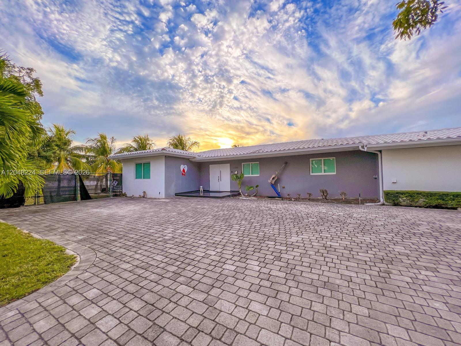 North Miami, FL 33181