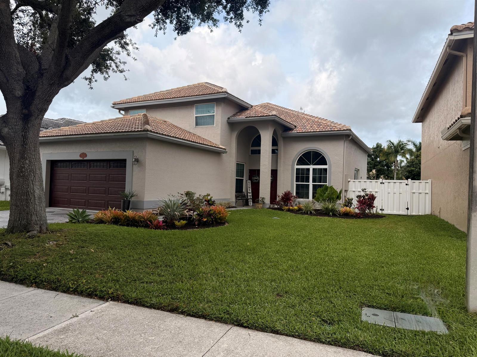 7634 Santee Terrace, Lake Worth FL 33467 photo 2