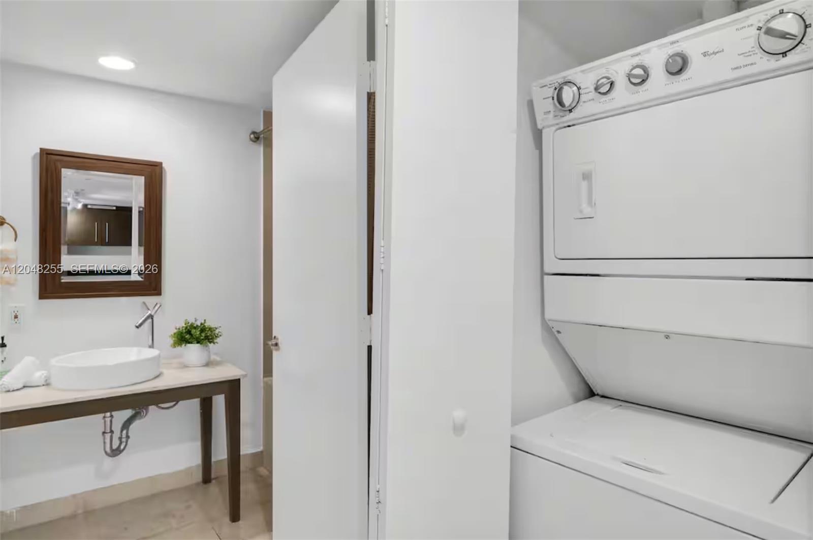 485 Brickell Ave # 1901, Miami FL 33131 photo 5