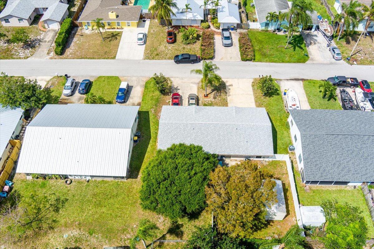 8997 SE Sandy Lane, Hobe Sound FL 33455 photo 4