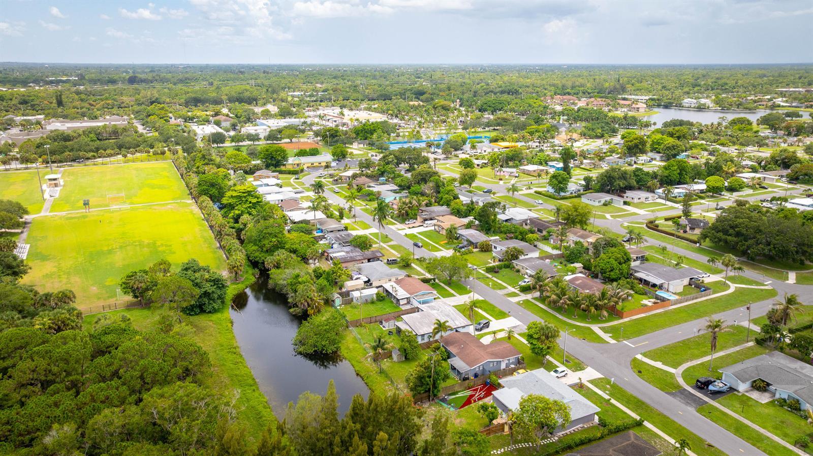 764 Camellia Drive, Royal Palm Beach FL 33411 photo 2