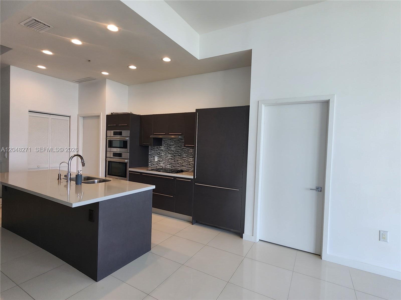 7825 NW 107th Ave # 801, Doral FL 33178 photo 5