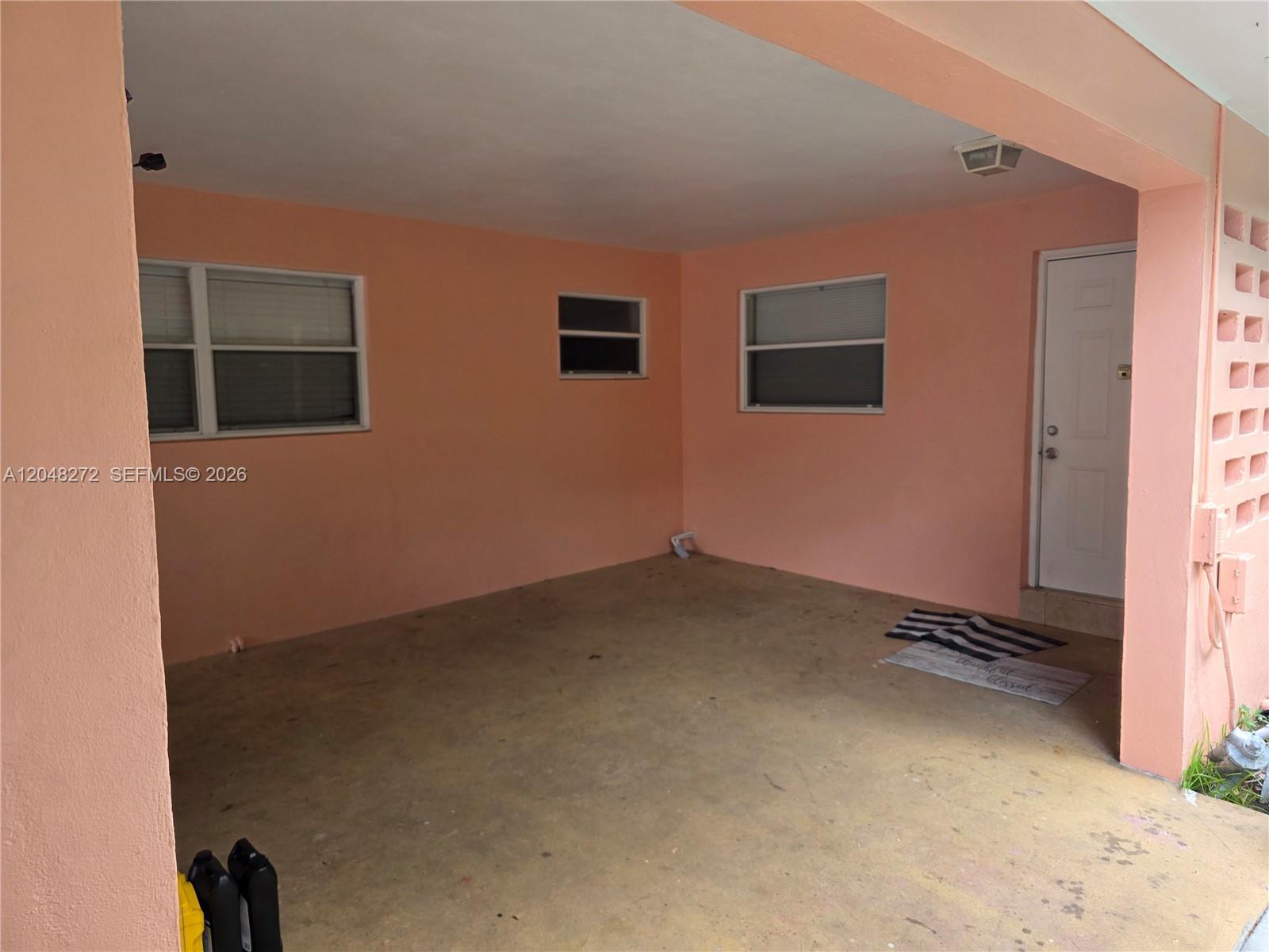 6130 Funston St, Hollywood FL 33023 photo 3