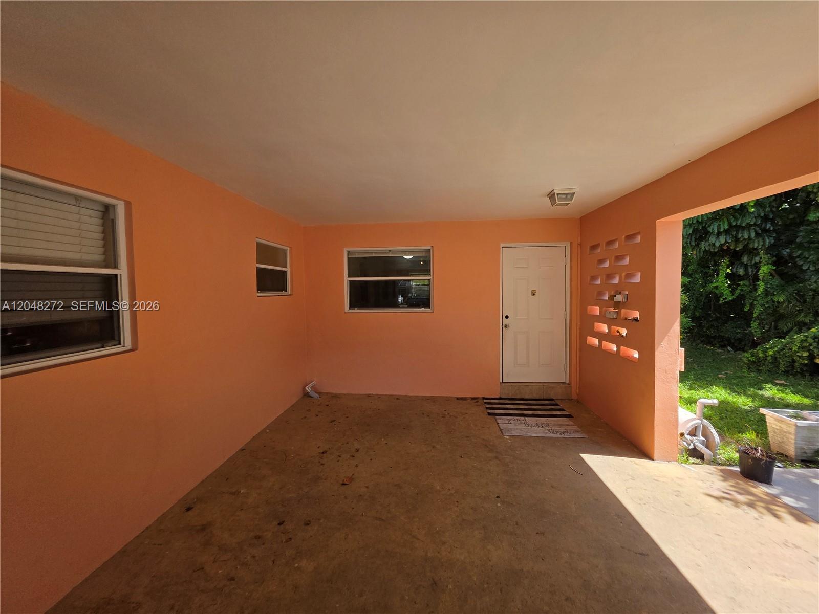 6130 Funston St, Hollywood FL 33023 photo 4