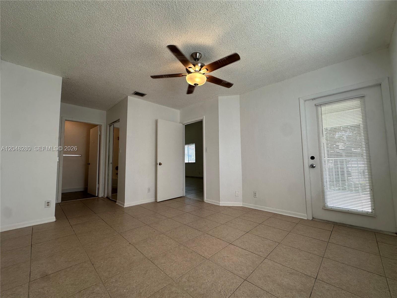 Miami, FL 33186 photo 5