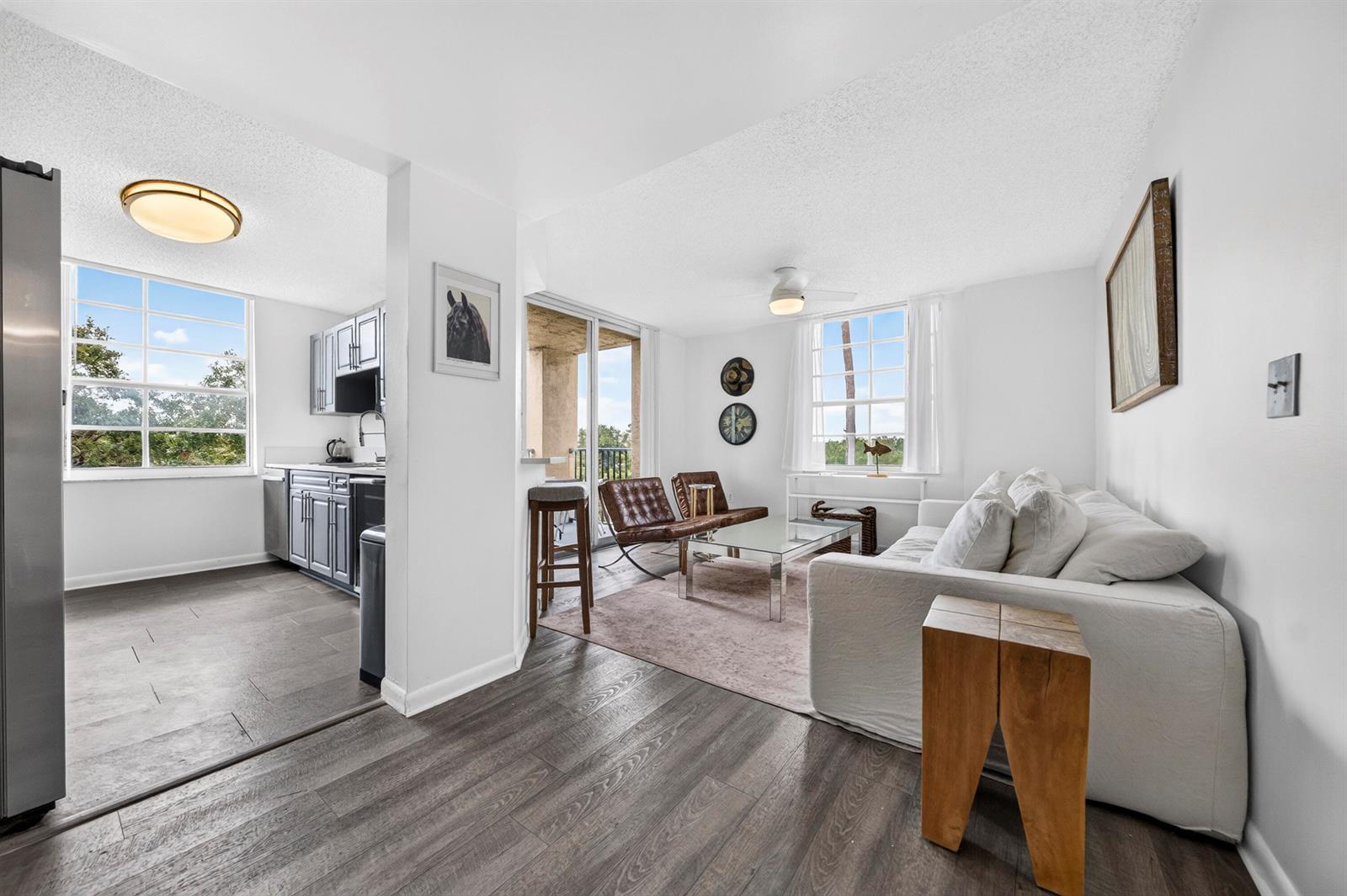 520 SE 5th Ave # 2211, Fort Lauderdale FL 33301 photo 2