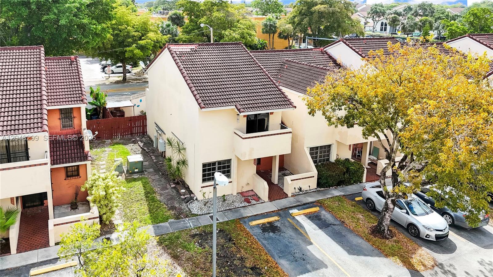 17908 NW 68th Ave # 5, Hialeah FL 33015 photo 2
