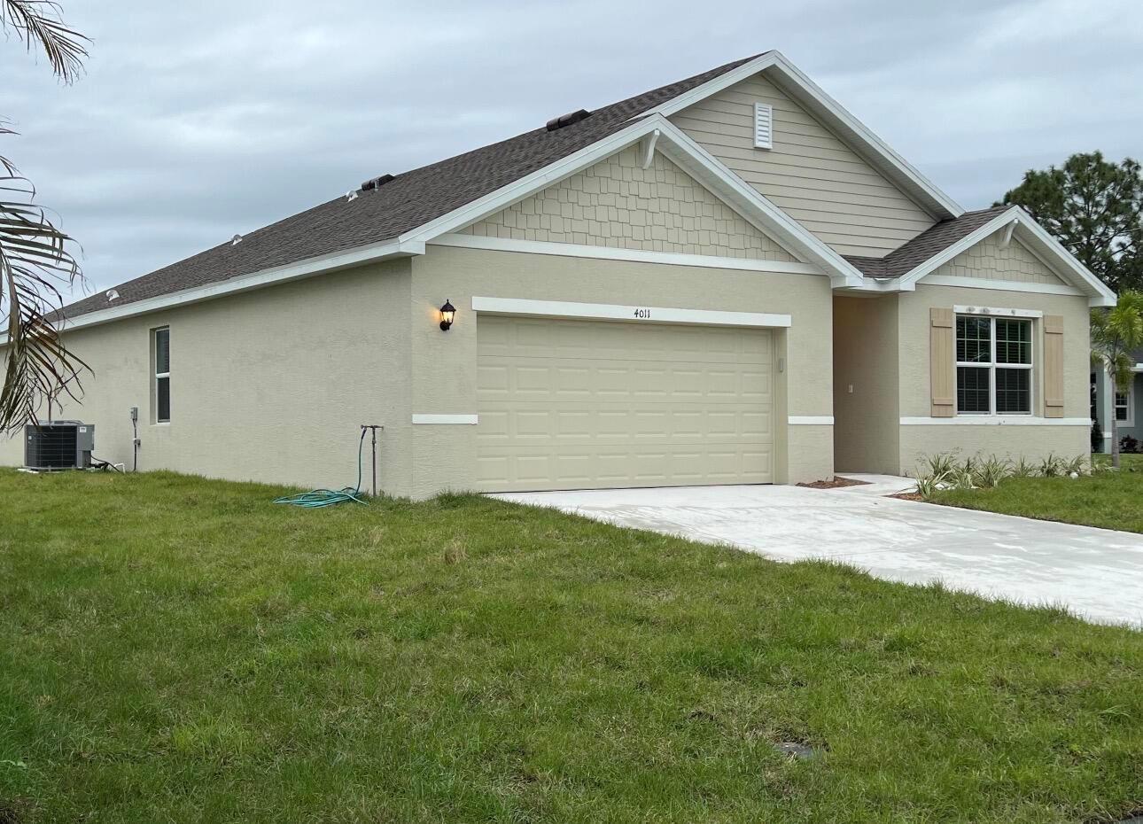 4011 SW Kidd Court, Port St. Lucie FL 34953
