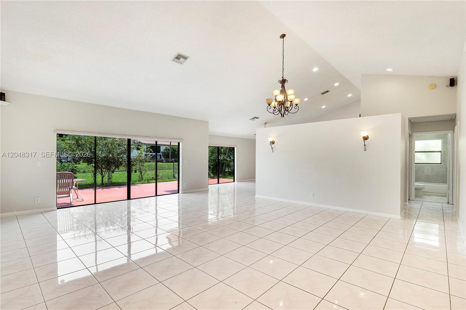 9496 Sun Pointe Dr, Boynton Beach FL 33437 photo 5