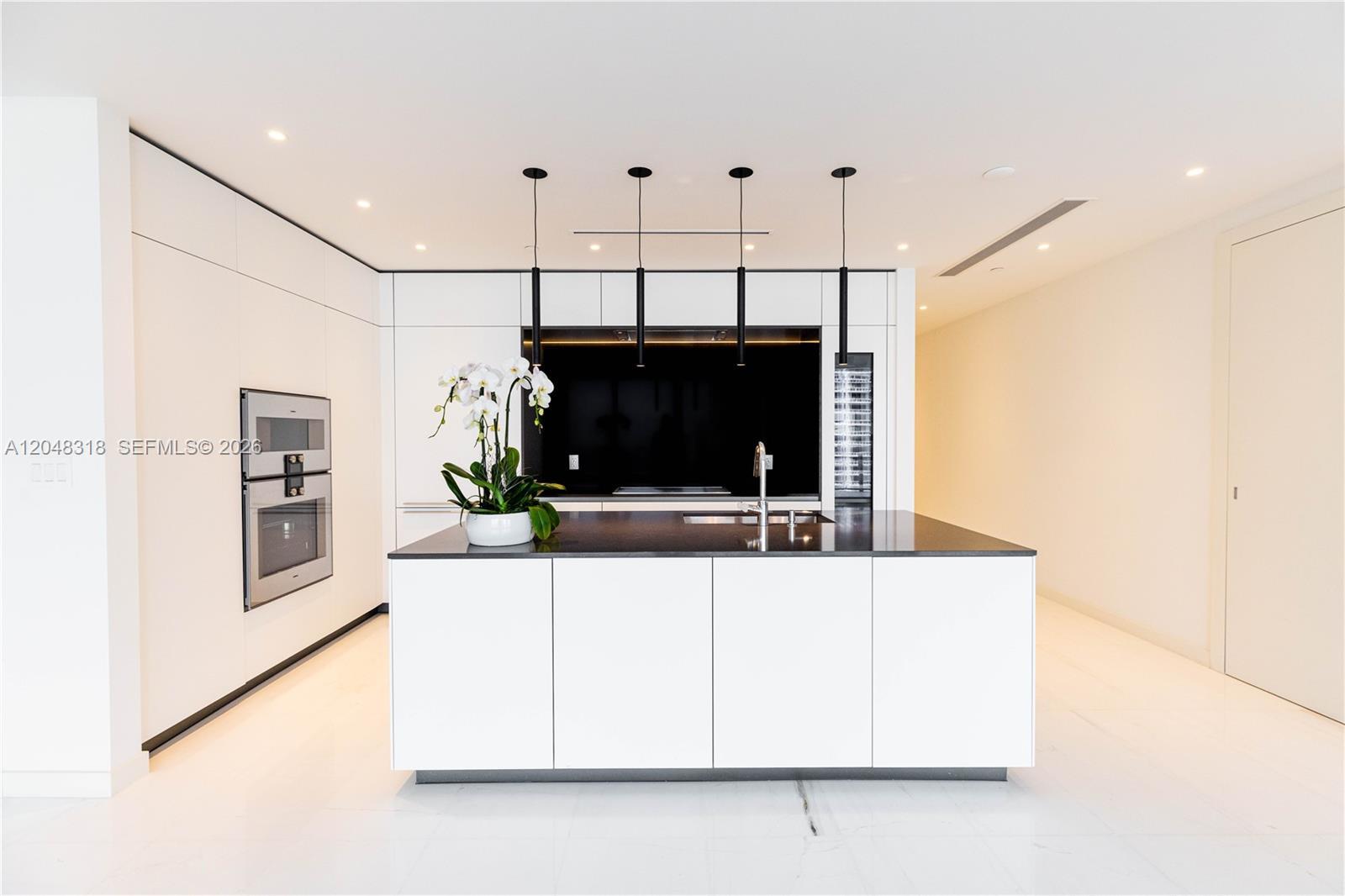 300 Biscayne Boulevard Way # 2702E, Miami FL 33131 photo 2