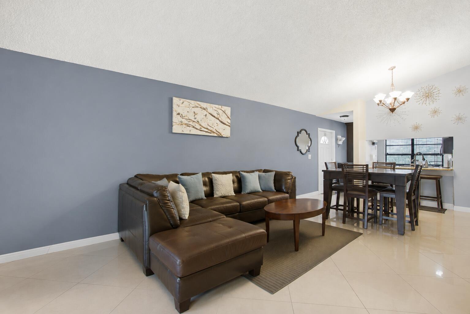 1470 Summit Run Circle, West Palm Beach FL 33415 photo 2
