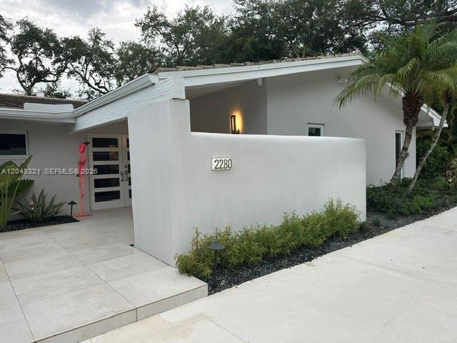 2280 NE 201st St, Miami FL 33180