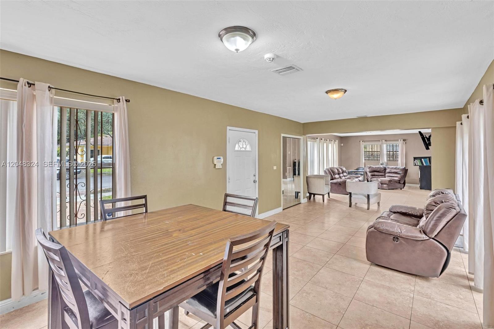 331 NE 176th St, North Miami Beach FL 33162 photo 5