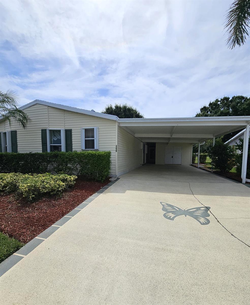 3229 Scarlet Tanager Court, Port St. Lucie FL 34952