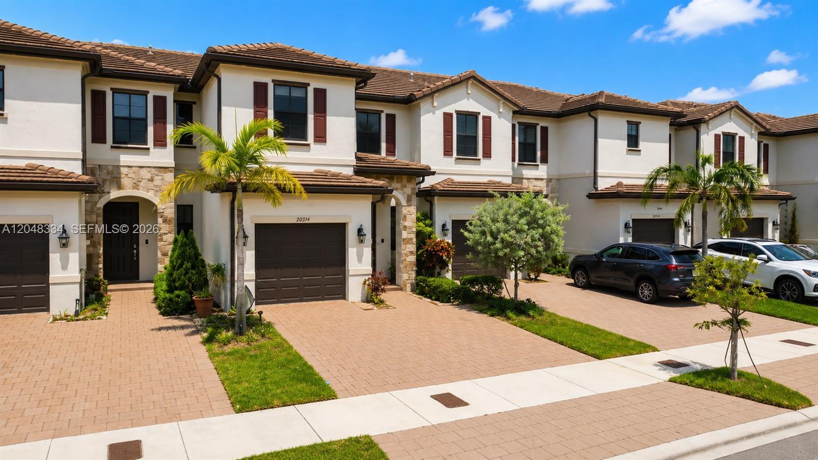 10934 W 33rd Way, Hialeah FL 33018 photo 3