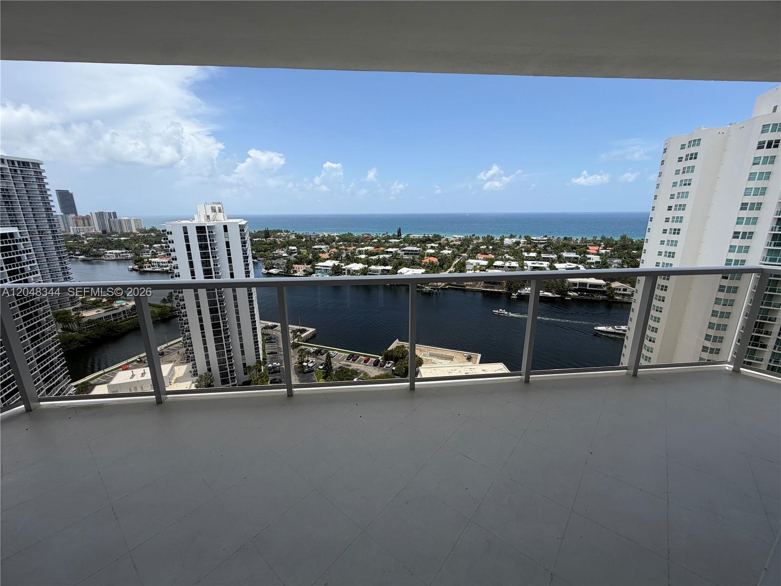 20281 E Country Club Dr # 2104, Aventura FL 33180 photo 3
