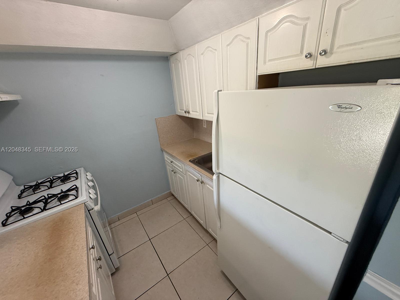 1350 W 53rd St # 29, Hialeah FL 33012 photo 4