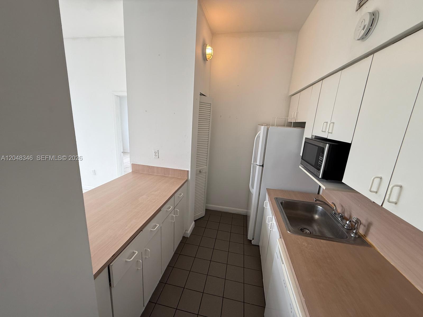 7400 W 20th Ave # 420, Hialeah FL 33016 photo 2