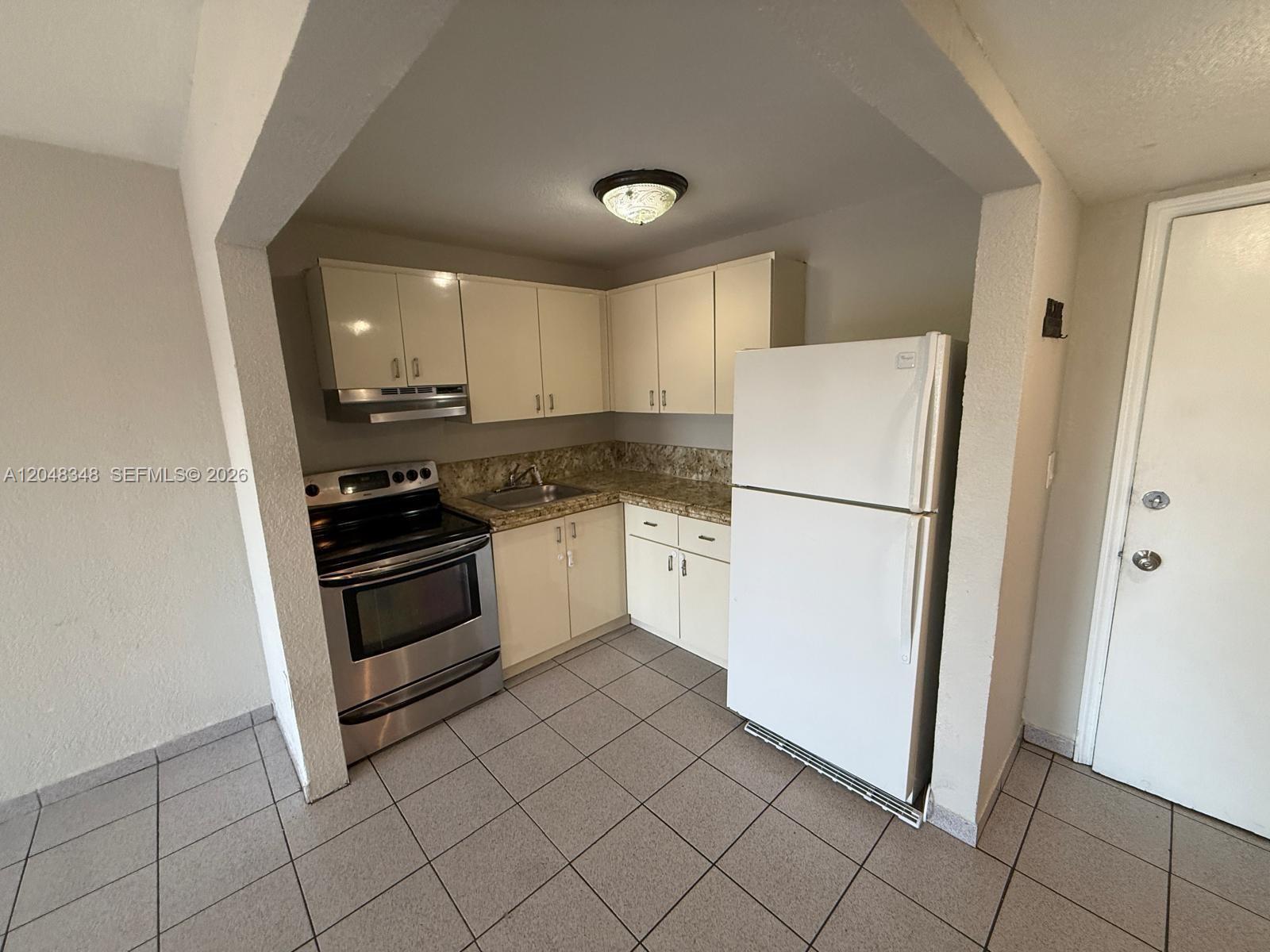 17101 NW 57th Ave # 305, Miami Gardens FL 33055 photo 2