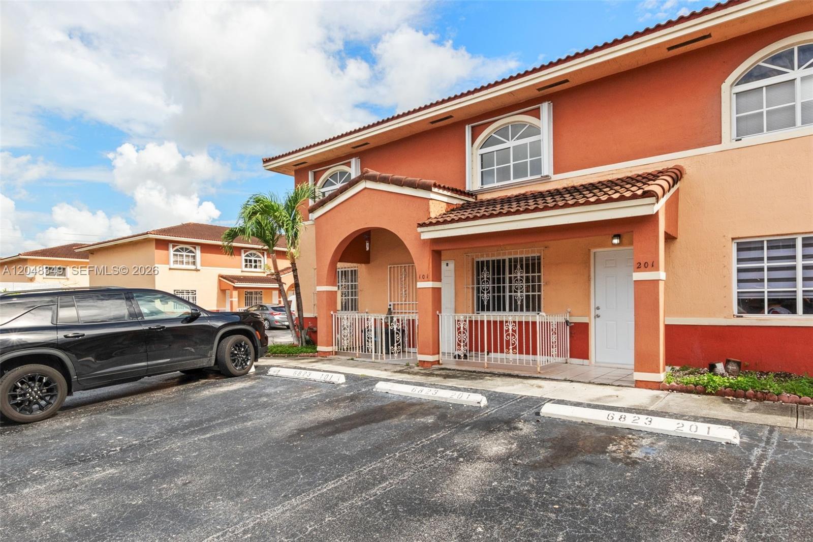 6823 W 36th Ave # 201, Hialeah FL 33018 photo 2