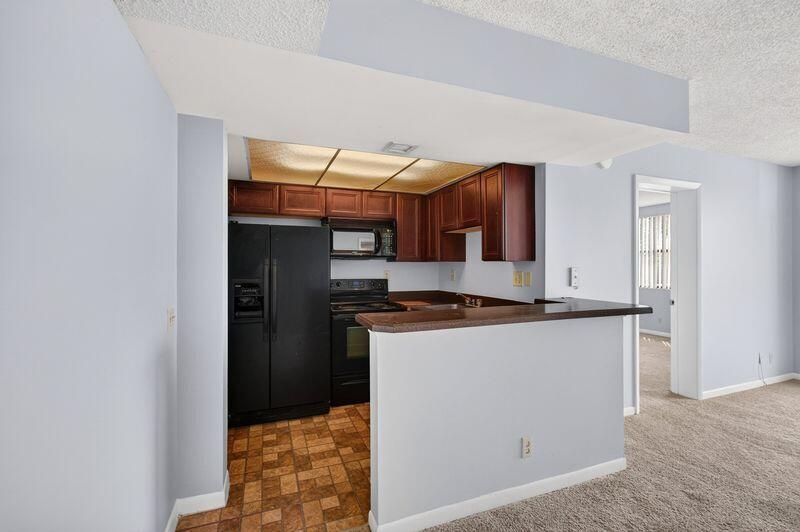 724 Executive Center Drive # 31, West Palm Beach FL 33401 photo 3