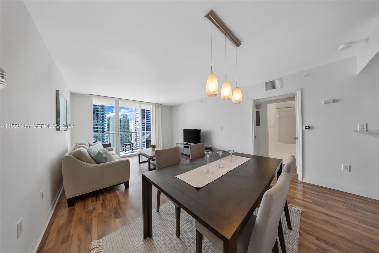 1155 Brickell Bay Drive Apt 2207, Miami FL 33131 photo 3