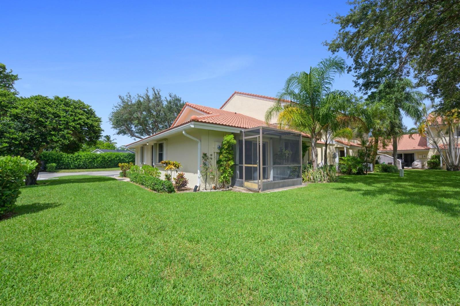 6371 Boca Circle, Boca Raton FL 33433 photo 2