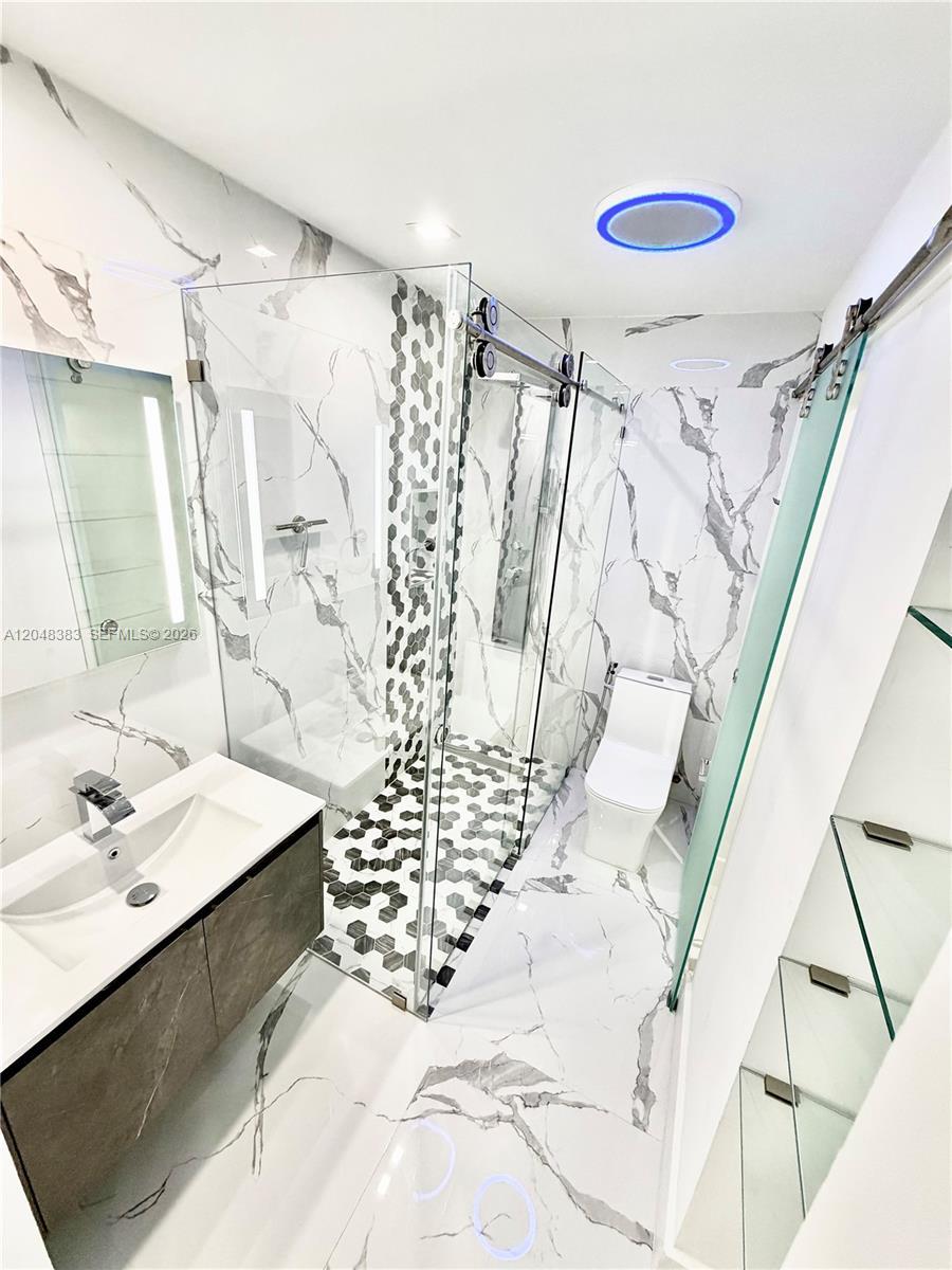1100 W 35th St # 4, Hialeah FL 33012 photo 5