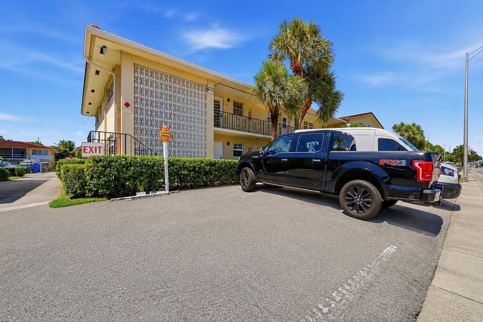 2160 NE 36th Street # 37, Lighthouse Point FL 33064 photo 2