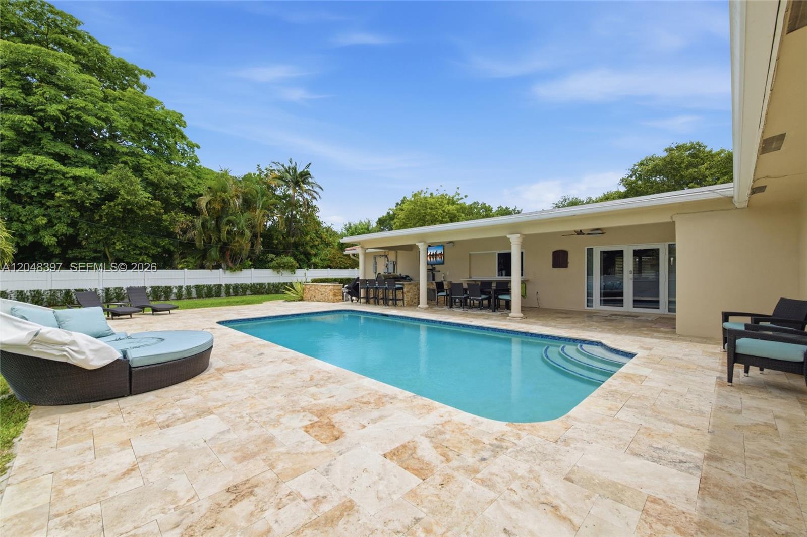 621 NW 74th Ave, Plantation FL 33317 photo 2