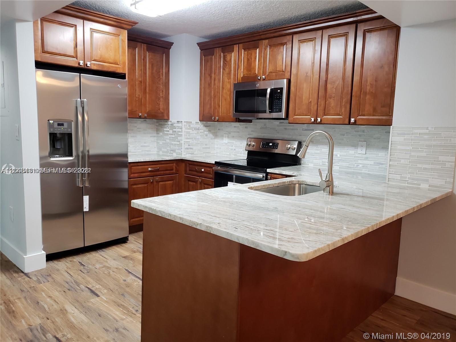 104 SW 9th St # 304, Miami FL 33130 photo 3