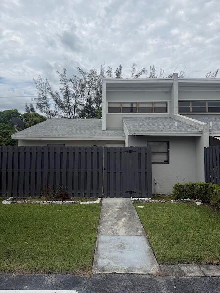 1975 Monks Court, West Palm Beach FL 33415 photo 2