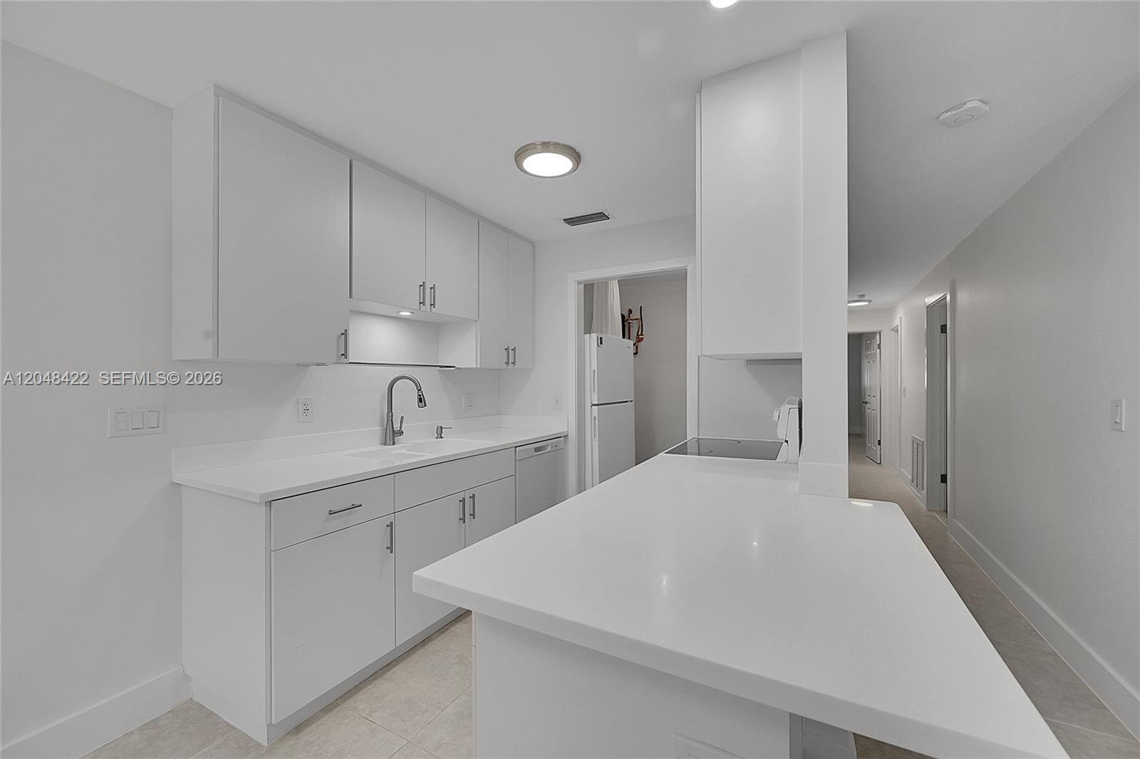 808 SW 12th Ct # 808, Fort Lauderdale FL 33315 photo 3